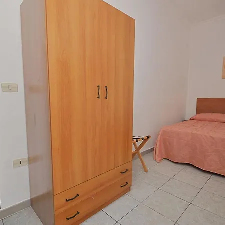 Aparthotel Mezzaluna